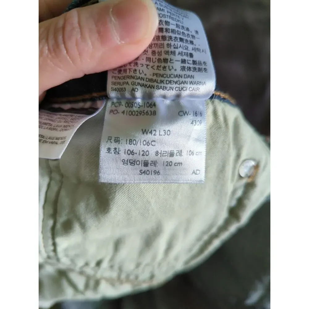 Levi 505 Jeans Mens 42x30 regular fit